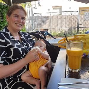 Meet your Posher, Rhian